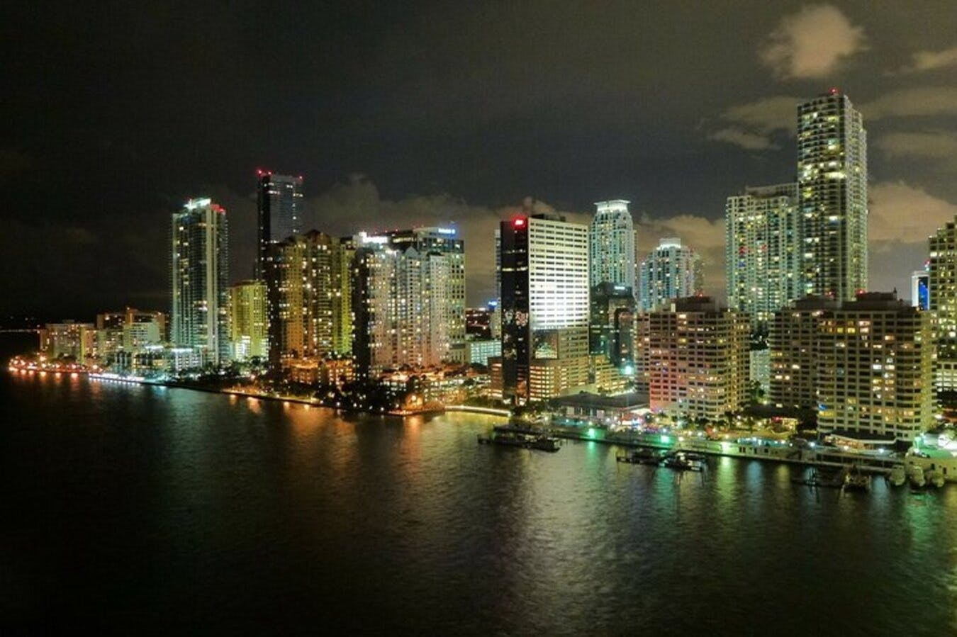 Miami: Evening Cruise of Biscayne Bay & Millionaires' Homes - Photo 1 of 8